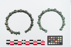 Foto von Bronzeknotenarmreif (NHMW-PRAE-024771)